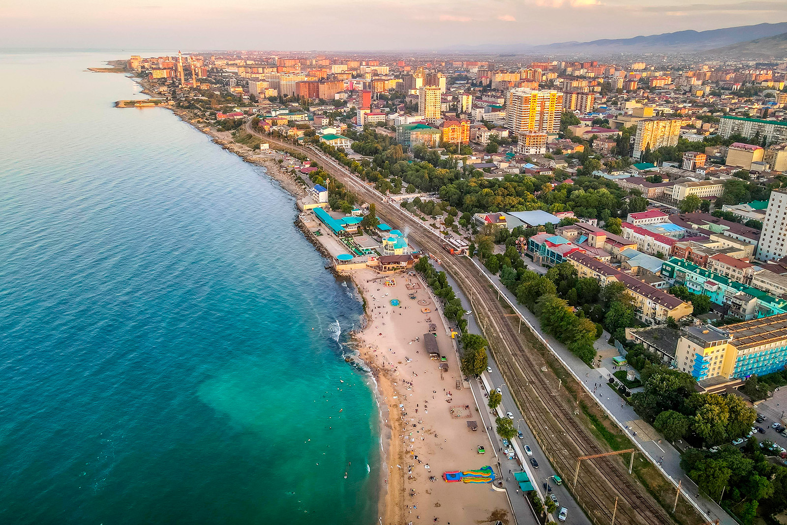 Пляжный отдых в Махачкале